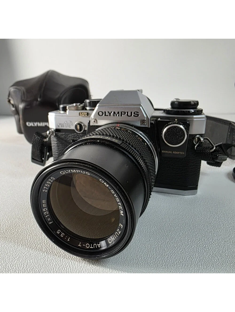 Olympus OM-10 35mm SLR Film Camera Manual Adapter with 135mm Lens & Cases Works